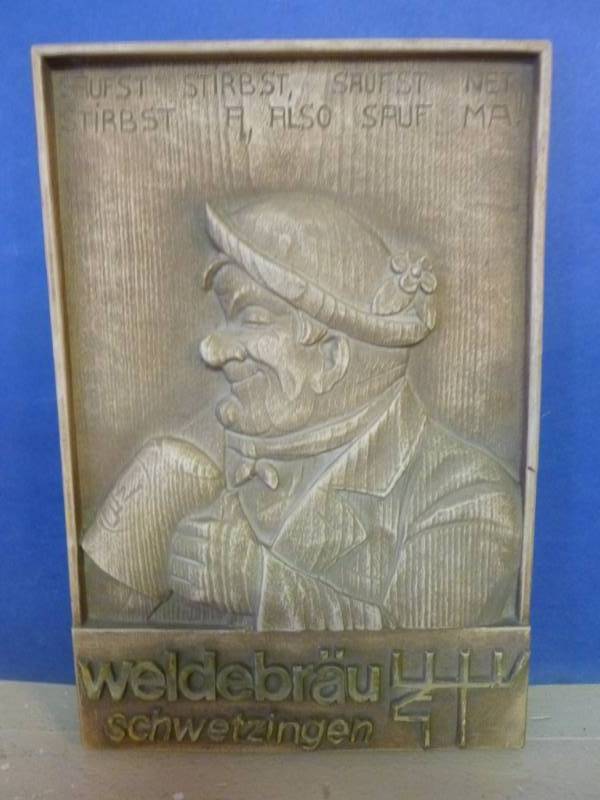 lot 73 image: Beer Sign