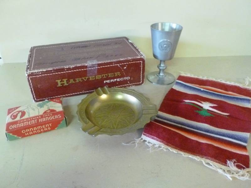 lot 92 image: Vintage Items