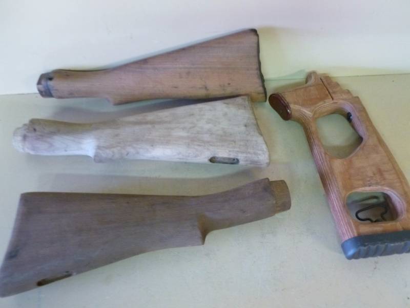 lot 109 image: Gun Butts