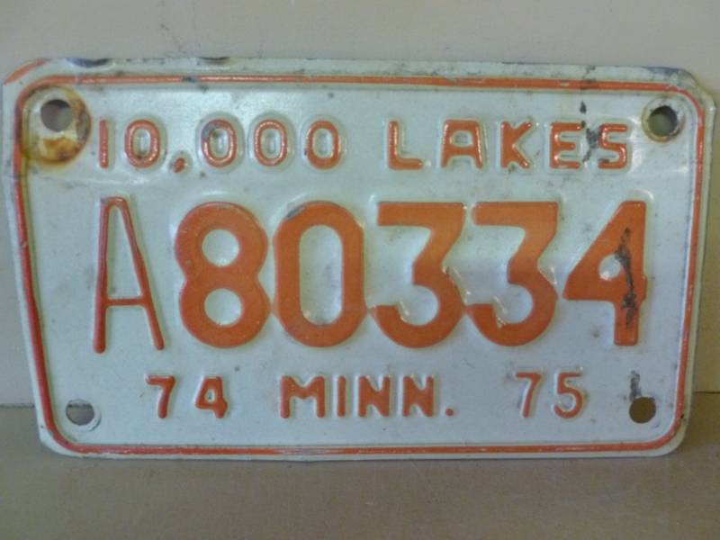 lot 116 image: Vintage License Plate