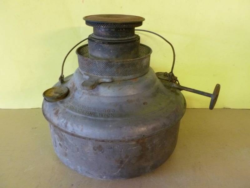 lot 121 image: Antique Heater