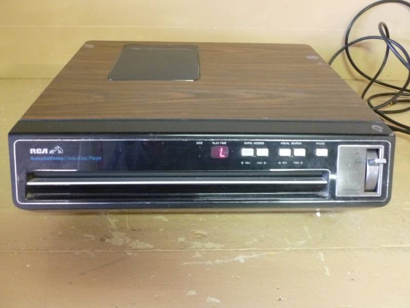 lot 151 image: Vintage Video Disc Player