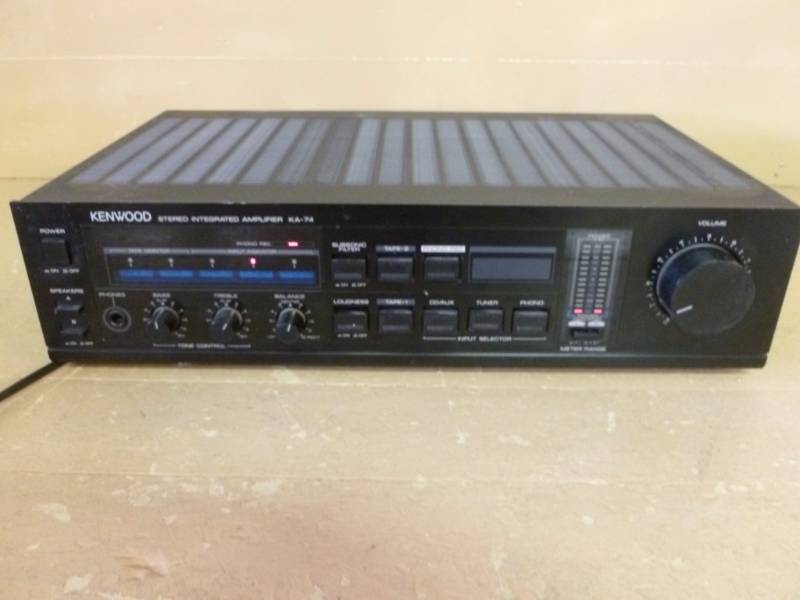 lot 153 image: Electronics