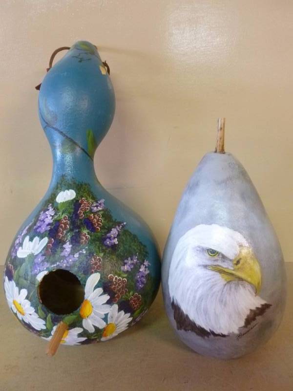 lot 160 image: Gourd Decorations