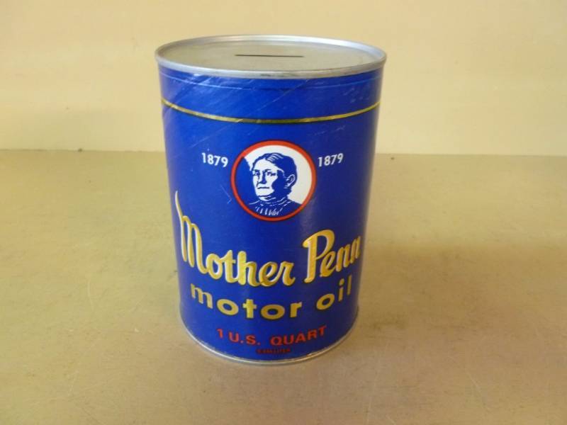 lot 208 image: Vintage Oil Can
