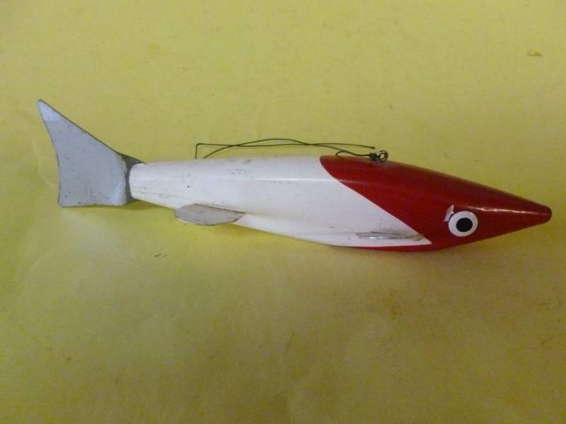 lot 238 image: Vintage Spearing Decoy