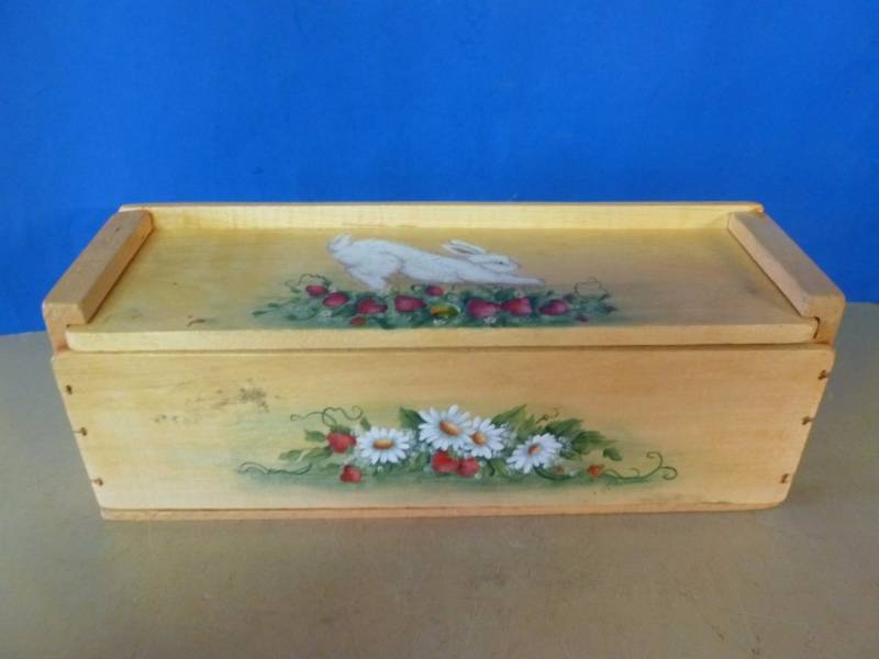 lot 264 image: Hand Painted Box