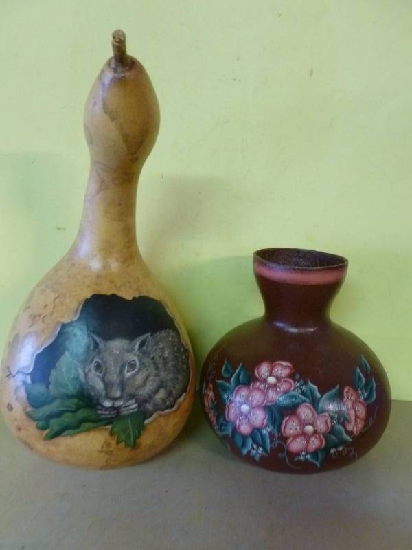 lot 282 image: Gourd Decorations