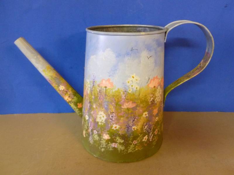 lot 286 image: Decorative