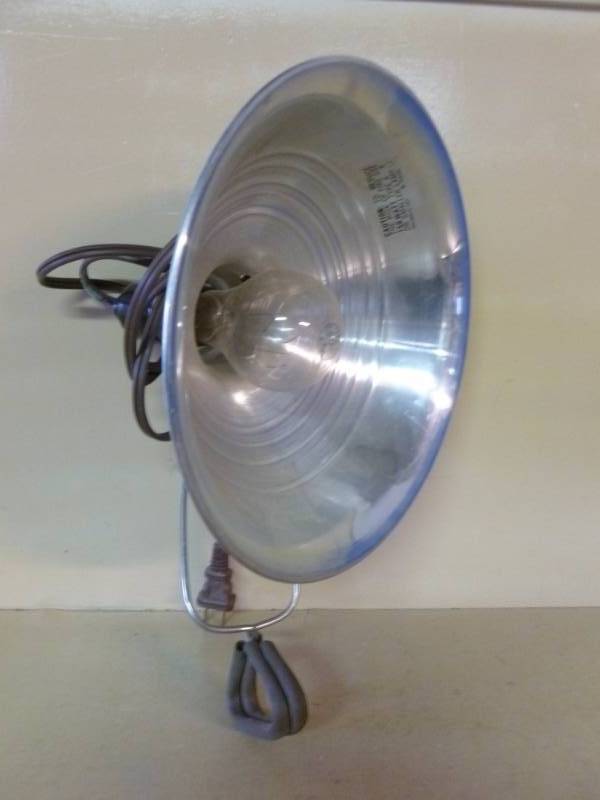 lot 294 image: Heat Lamp