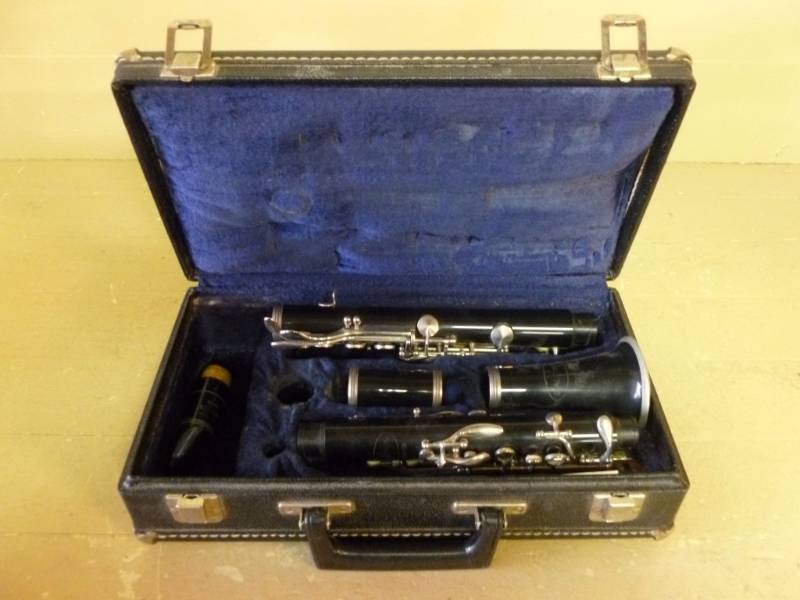 lot 302 image: Clarinet