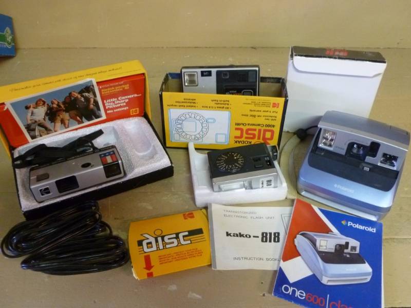 lot 323 image: Vintage Camera