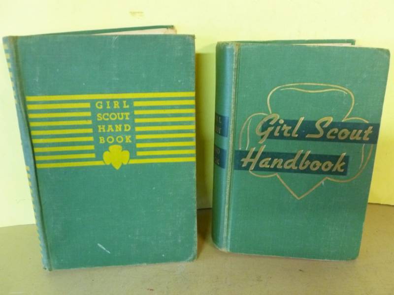 lot 332 image: Vintage Girl Scouts