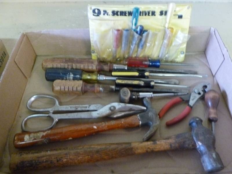 lot 335 image: Tools