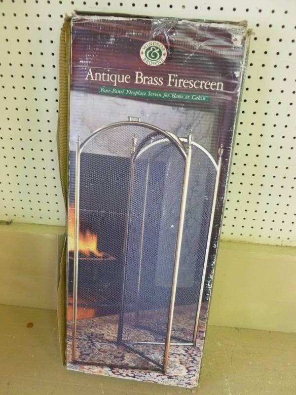 lot 348 image: Fireplace Surround