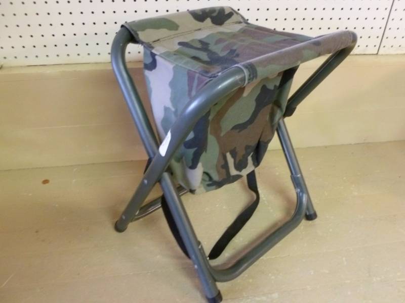 lot 352 image: Hunting Chair