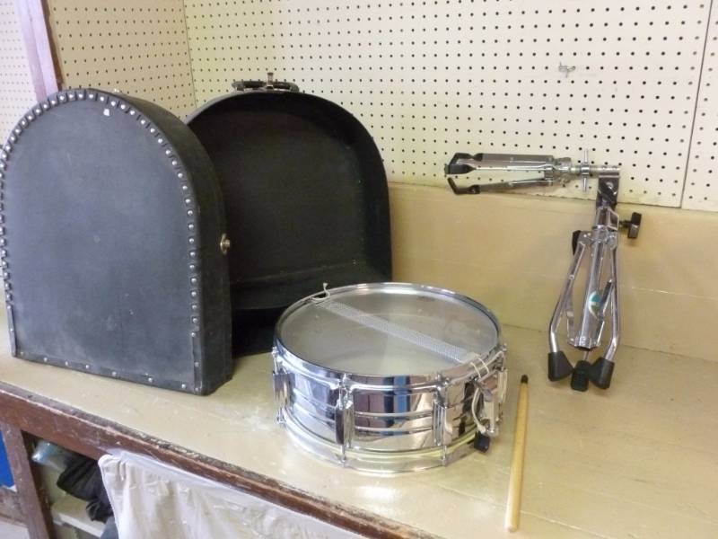 lot 2 image: Snare Drum