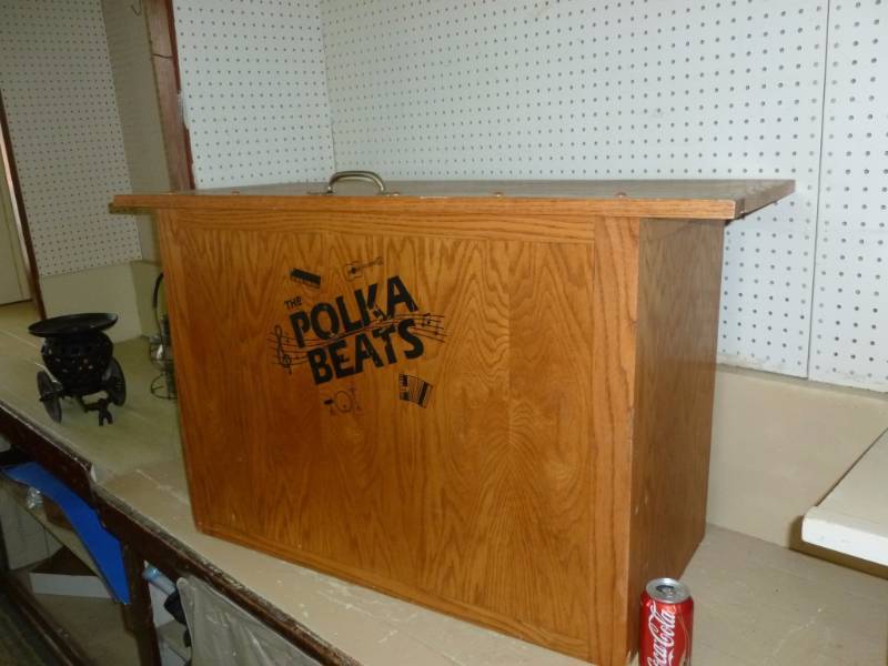lot 5 image: Electronic Keyboard Stand