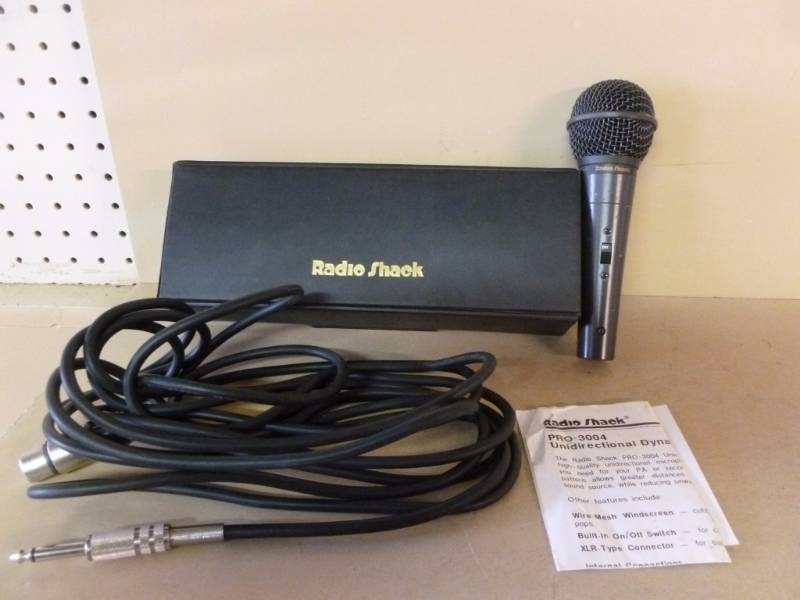 lot 11 image: Band Mic