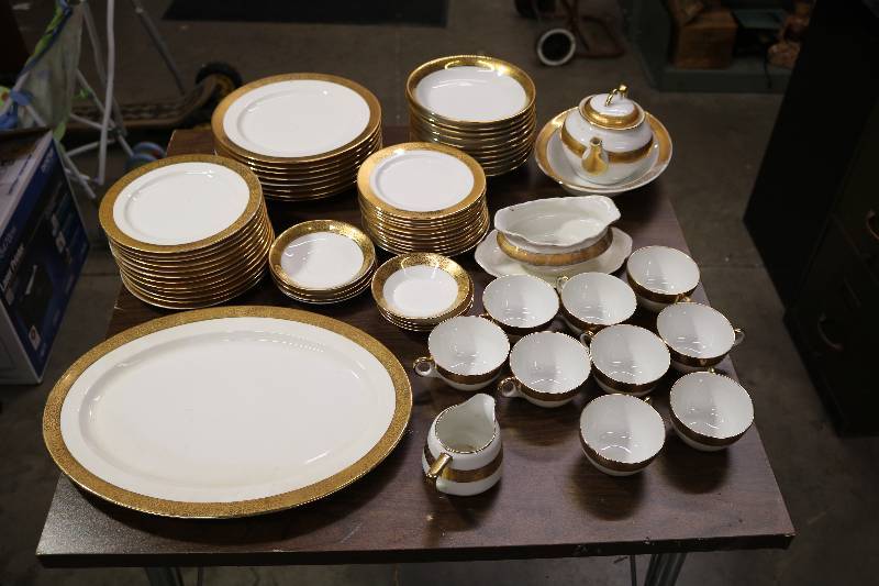 Superior China Set