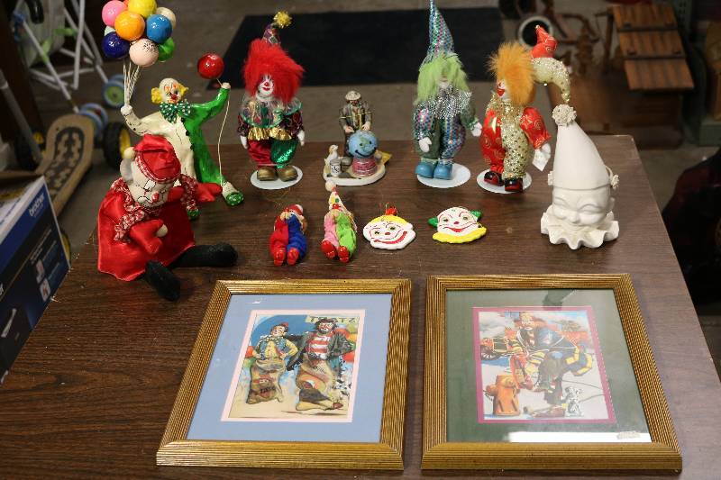 Clowns