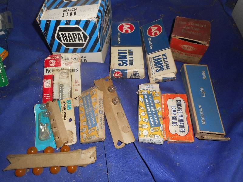 VINTAGE MINI LAMPS , FILTERS , AND BULBS