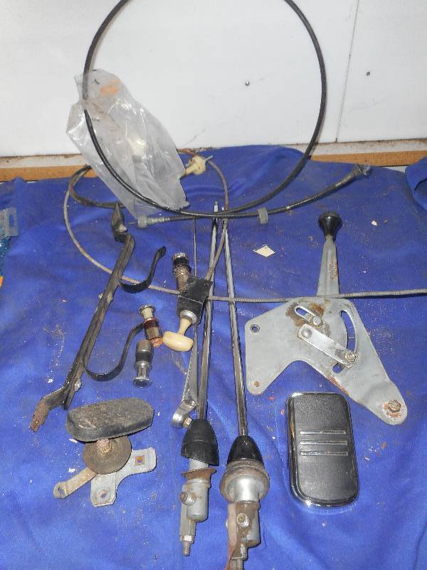 VINTAGE ANTENNA AND LIGHTERS