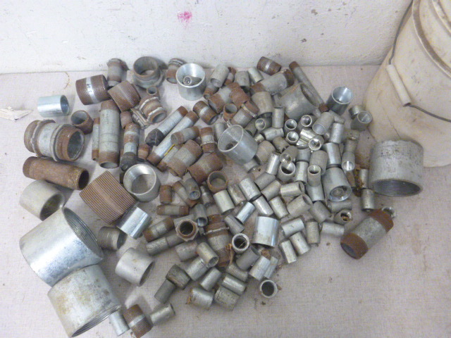 lot 22 image: Miscellaneous Pipe Fittings
