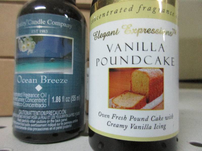 lot 25 image: 7 cases of scent oil - pound cake and ocean breeze