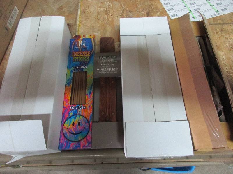 lot 58 image: 480 incense sticks and 6  incense stick holders