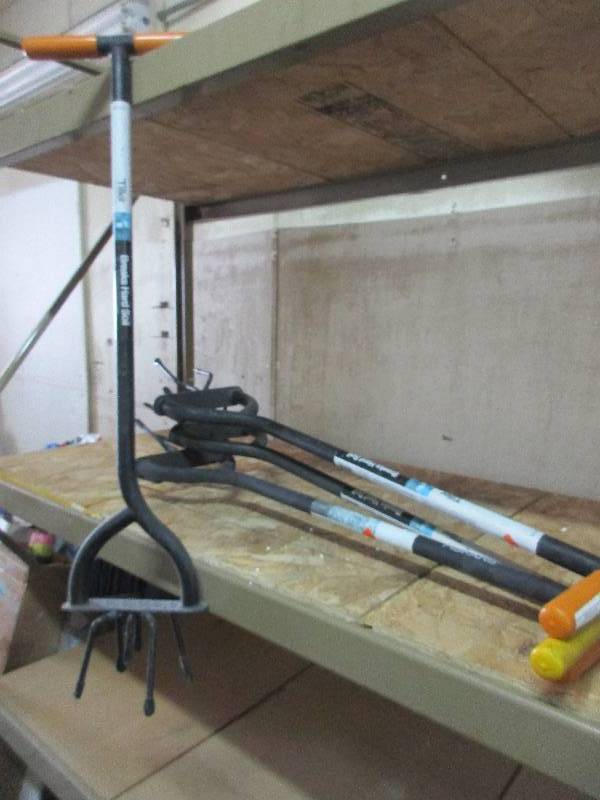 lot 74 image: 4 hand tillers