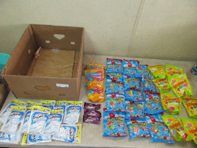 lot 104 image: candy and gum lot - Expired