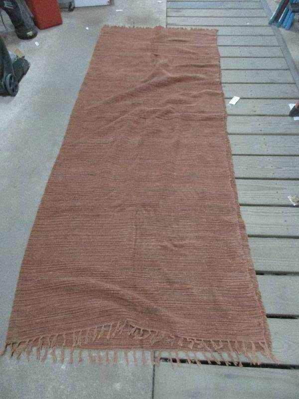 lot 153 image: rug 112x 90 folded in half in pictures