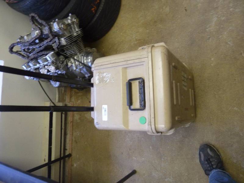 lot 498 image: Kippertool Tool Box On Wheels with Tools