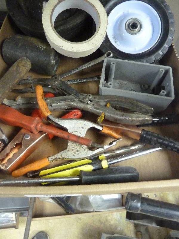 lot 510 image: Tool Lot