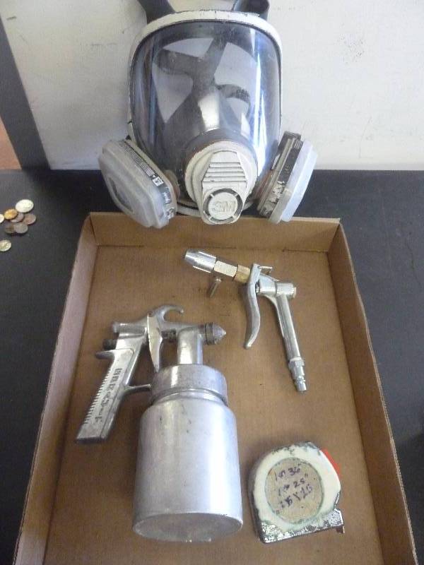 lot 521 image: Paint Sprayer and 3M Mask