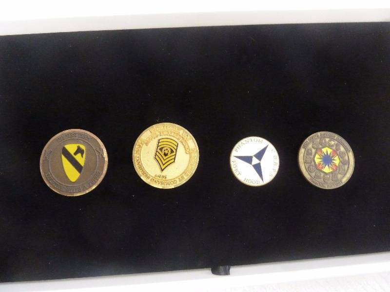 lot 552 image: Military Memorabilia