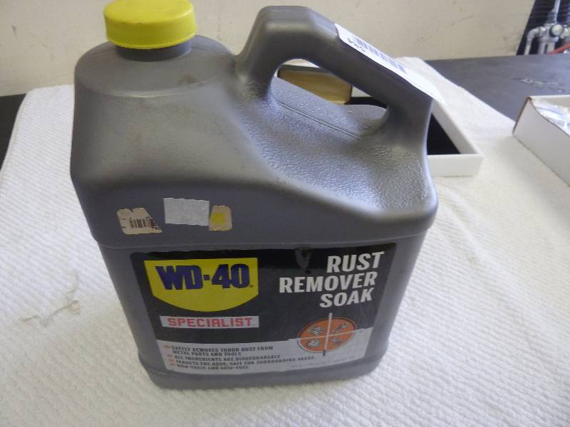 lot 584 image: WD40 Rust Remover