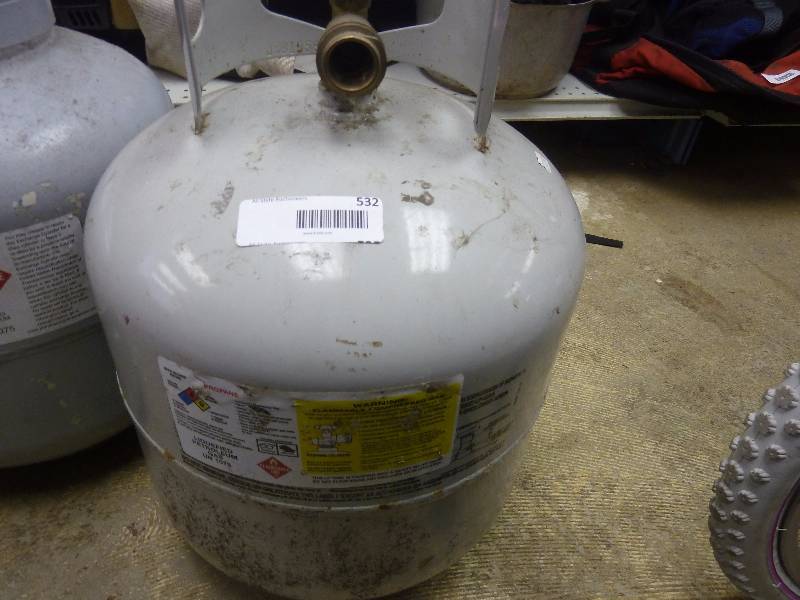 lot 532 image: Propane Tank