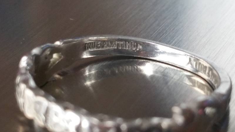 Platinum Ring w European Floral Design .950
