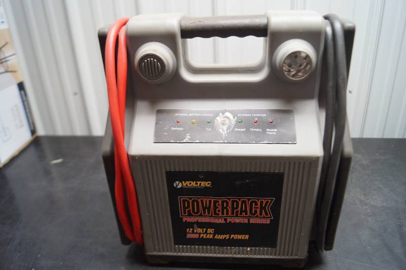 lot 50 image: Jump Starter