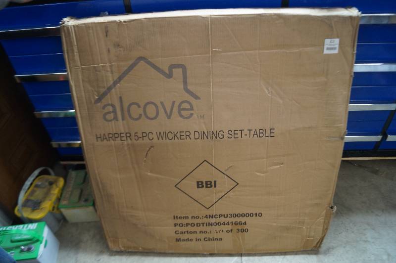 lot 55 image: Wicker Dining Set Table