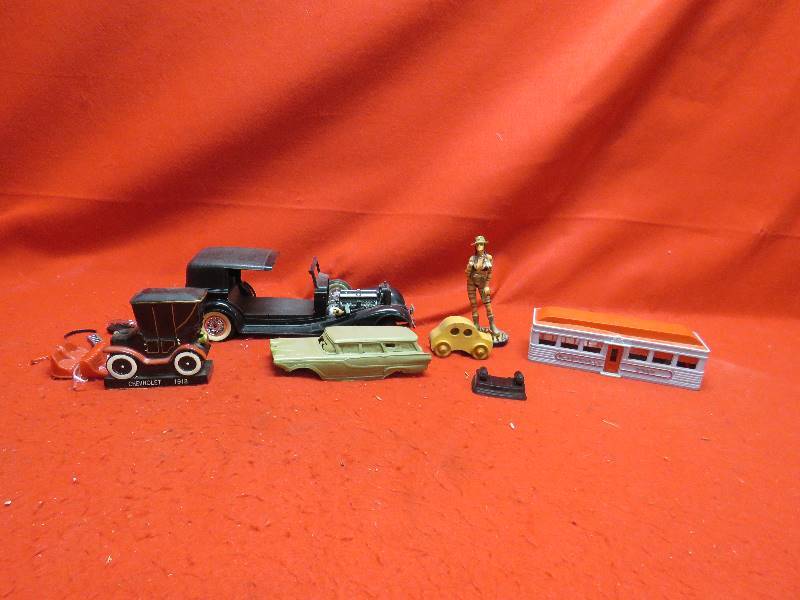 Vintage Collectibles