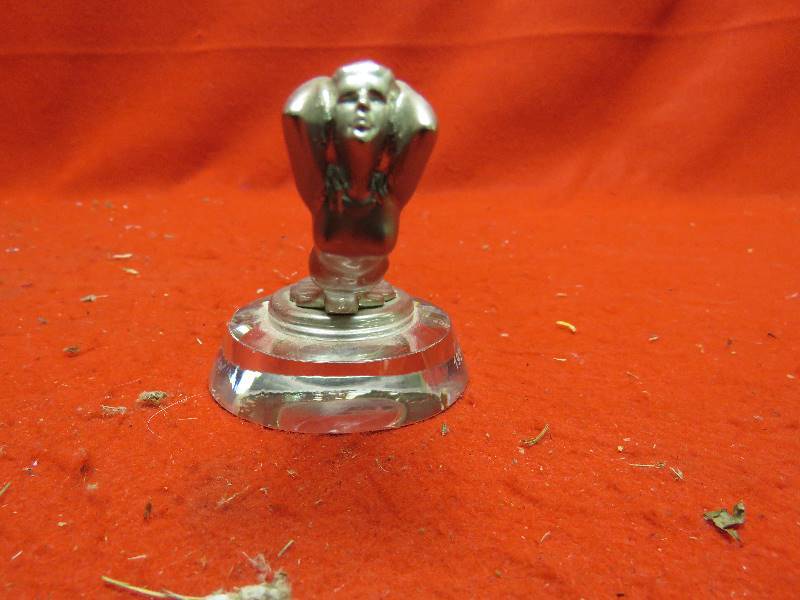 1931 cadillac hood ornament