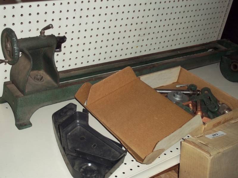 lot 120 image: Vintage Lathe