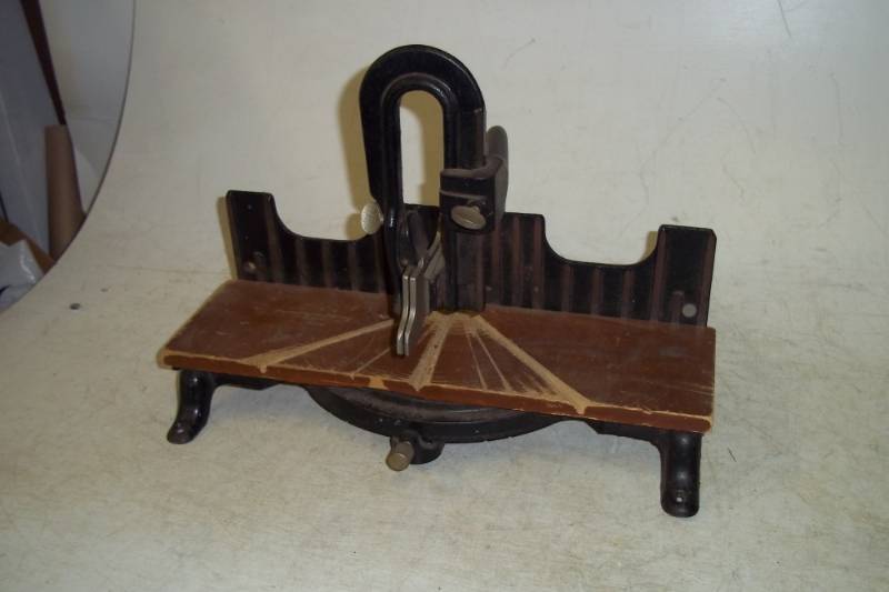 lot 127 image: MITRE saw frame