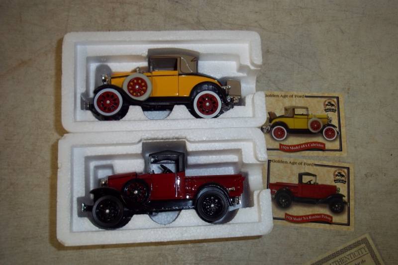 lot 133 image: Pair Of Collectable Cars