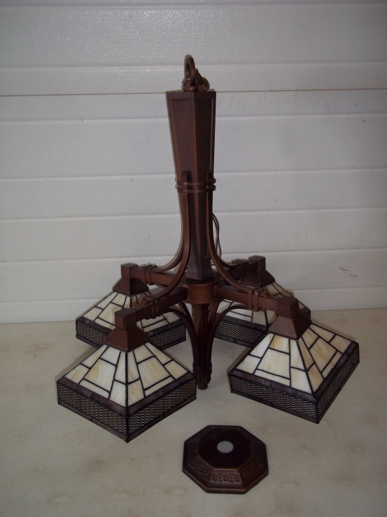 lot 1 image: Stain glass hanging lamp 24 inches tall by 21 inches wide