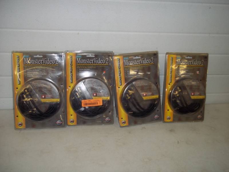 lot 11 image: 4 brand new monster video cables 4 meters