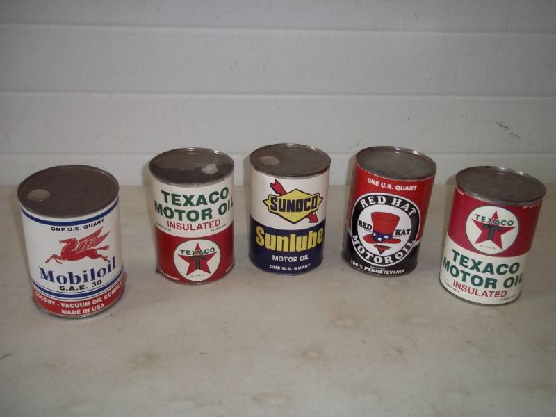 lot 17 image: Service station oil sample cans (empty)